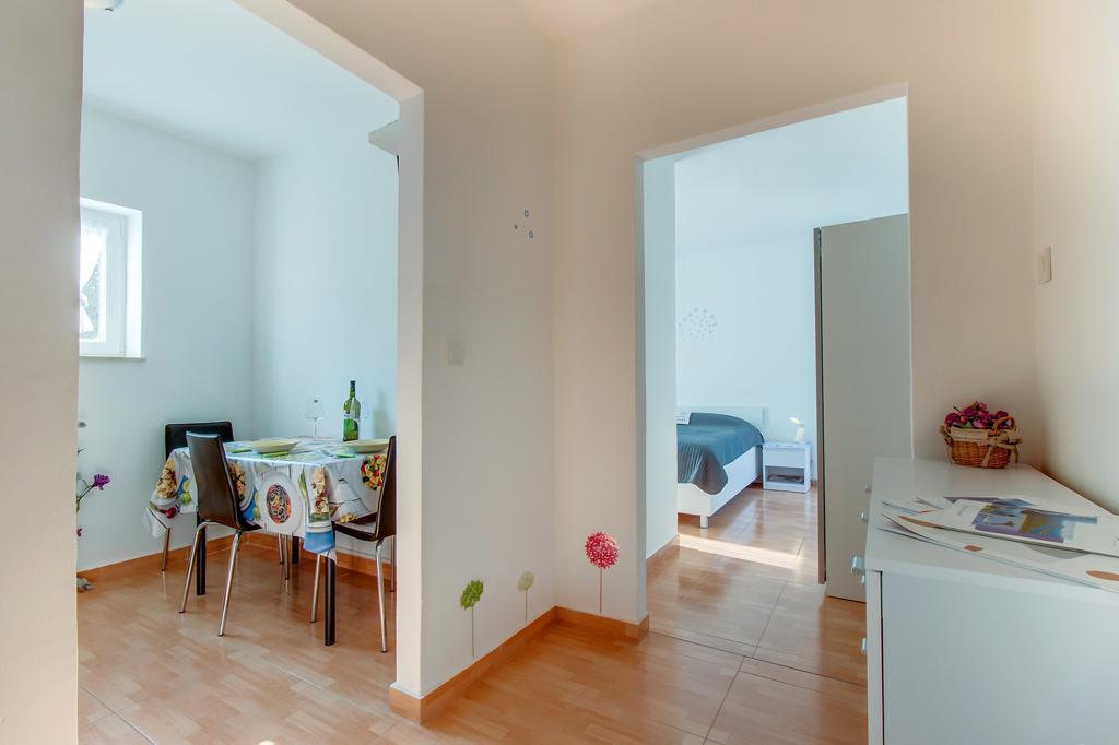Apartment Senka Mali Lošinj Exterior foto