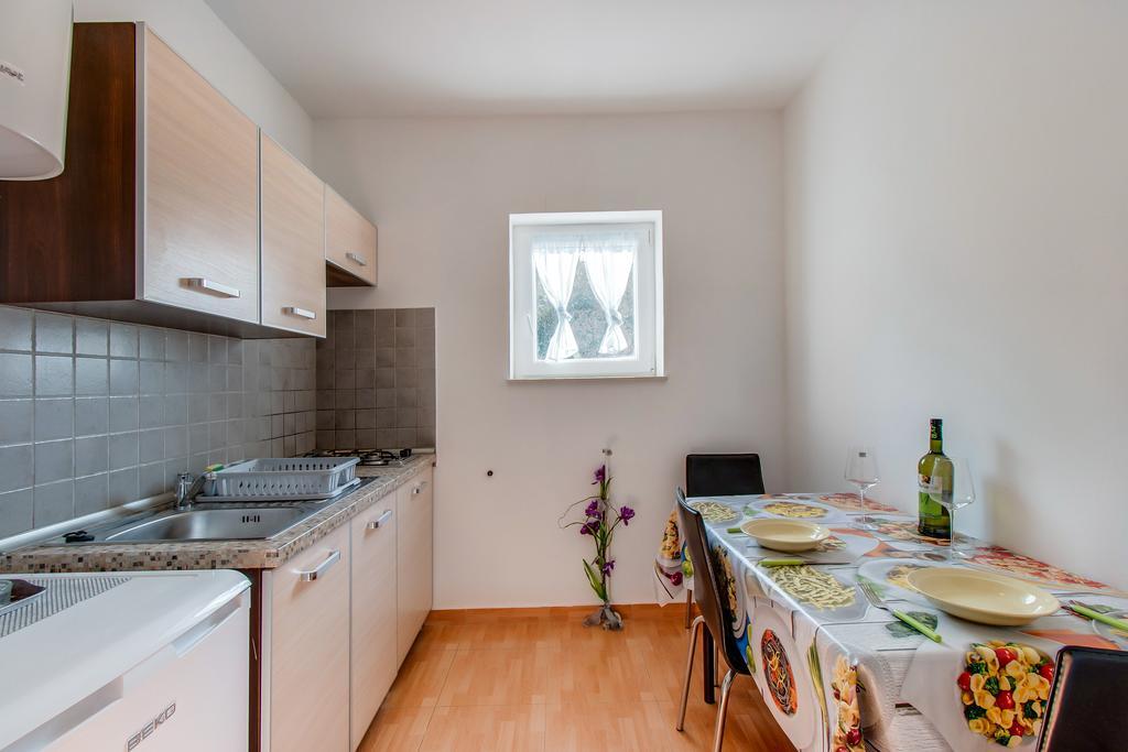Apartment Senka Mali Lošinj Exterior foto