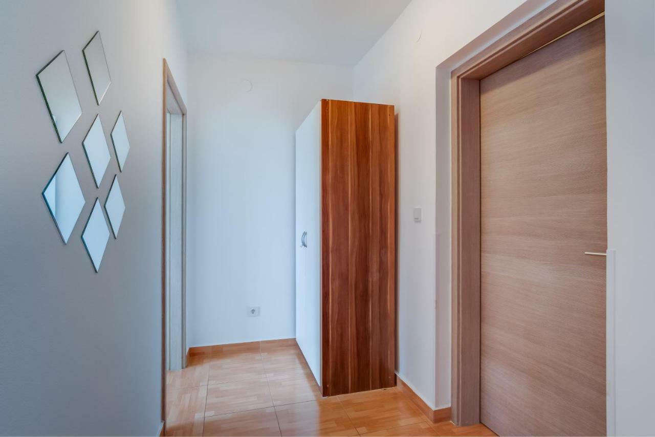 Apartment Senka Mali Lošinj Exterior foto