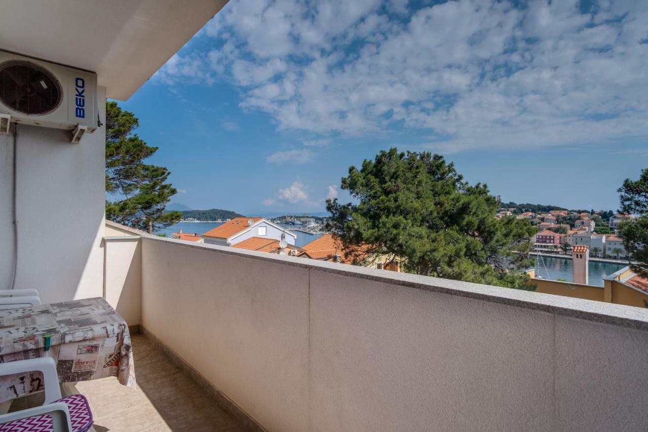 Apartment Senka Mali Lošinj Exterior foto