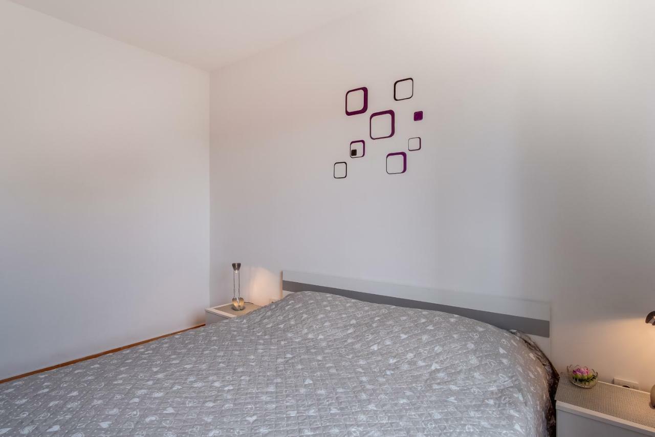 Apartment Senka Mali Lošinj Exterior foto